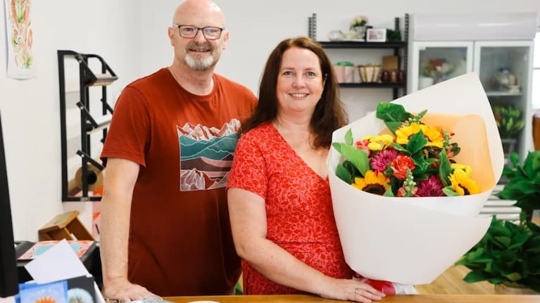 Trevor Andrews (left) and Olwyn Andrews say the local business landscape has become more diverse, benefiting the wider community. Photo: RNZ / Yiting Lin
