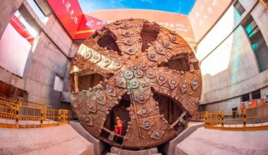 How and why monstrous tunnel boring machines often get trapped