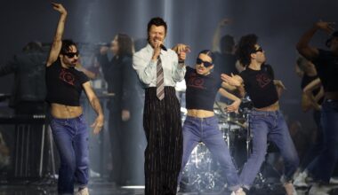 Harry Styles’ new album is a massive chart success : NPR