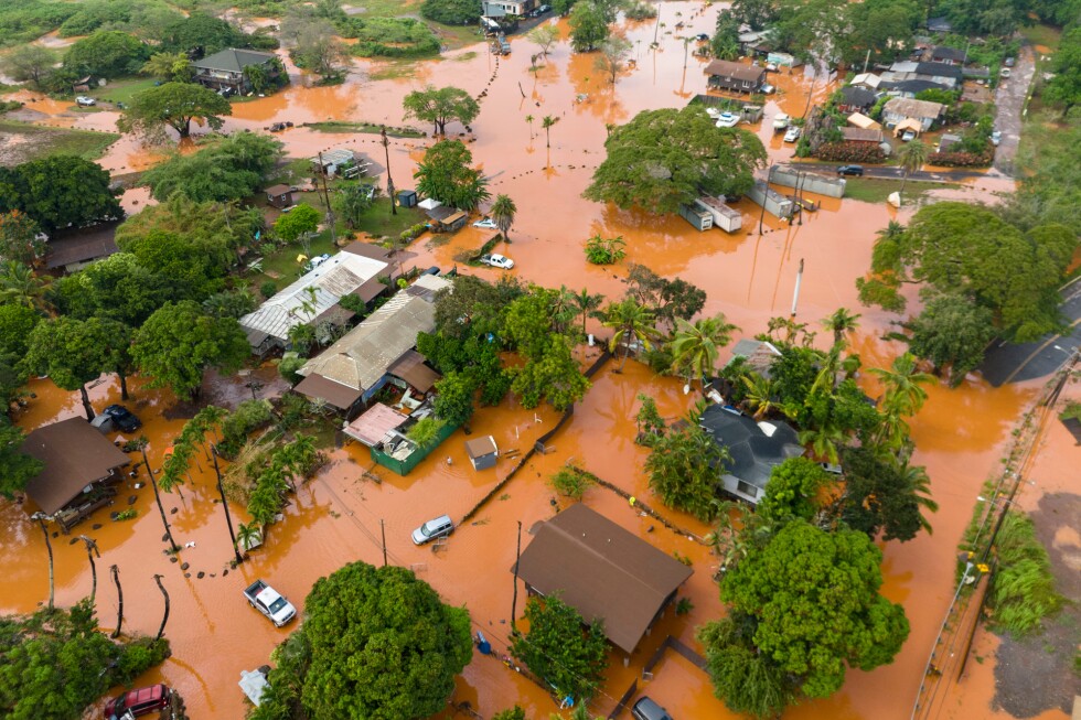 Hawaii suffers its worst flooding in 20 years with more rain coming