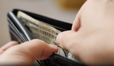 How to avoid 'March Madness' spending this month