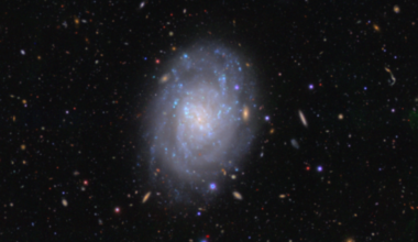 Spiral galaxy is a stunning cosmic wheel in head-turning image photo of the day for March 3, 2026