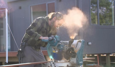 West Coast town's housing stock at breaking point amid mining boom