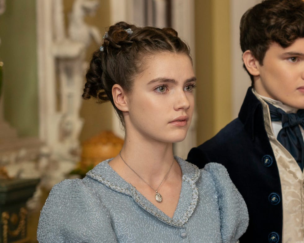 who does hyacinth bridgerton marry in the books