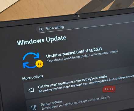 Windows 11 update settings open on a HP laptop