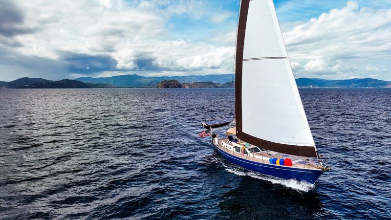 Top cruising sailor and navigator reveals his smarts using PredictWind