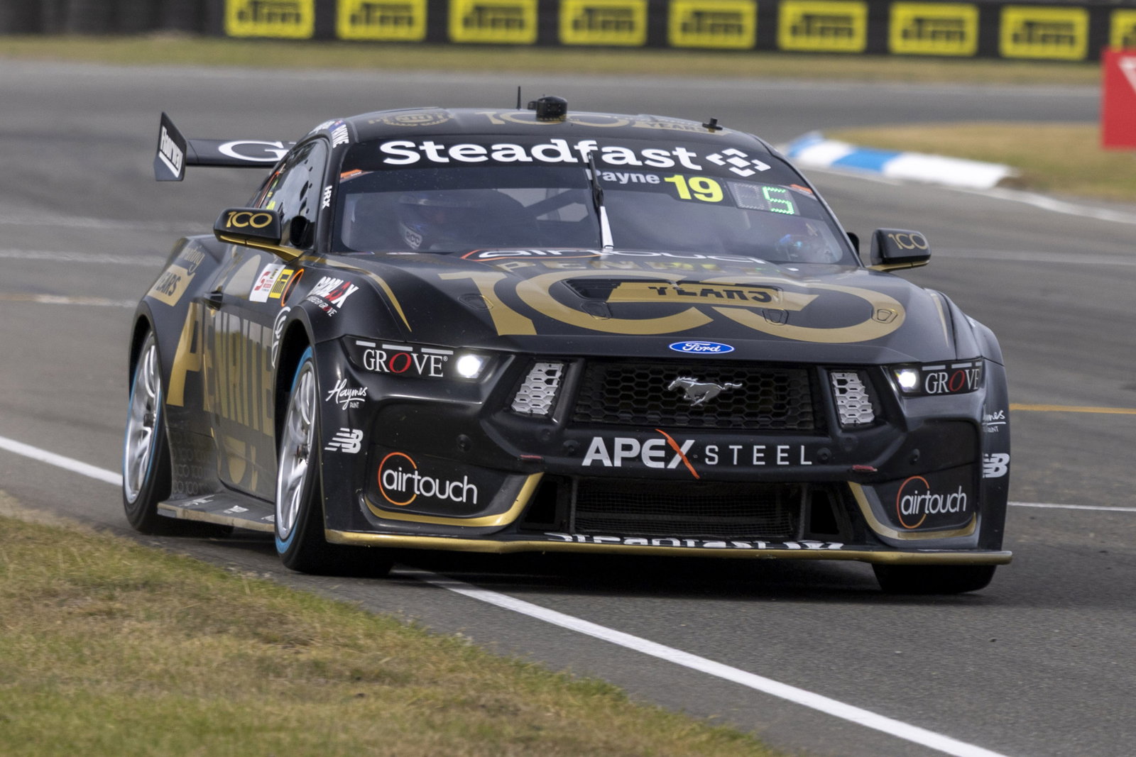 Payne claims Sunday Christchurch pole as De Pasquale shines