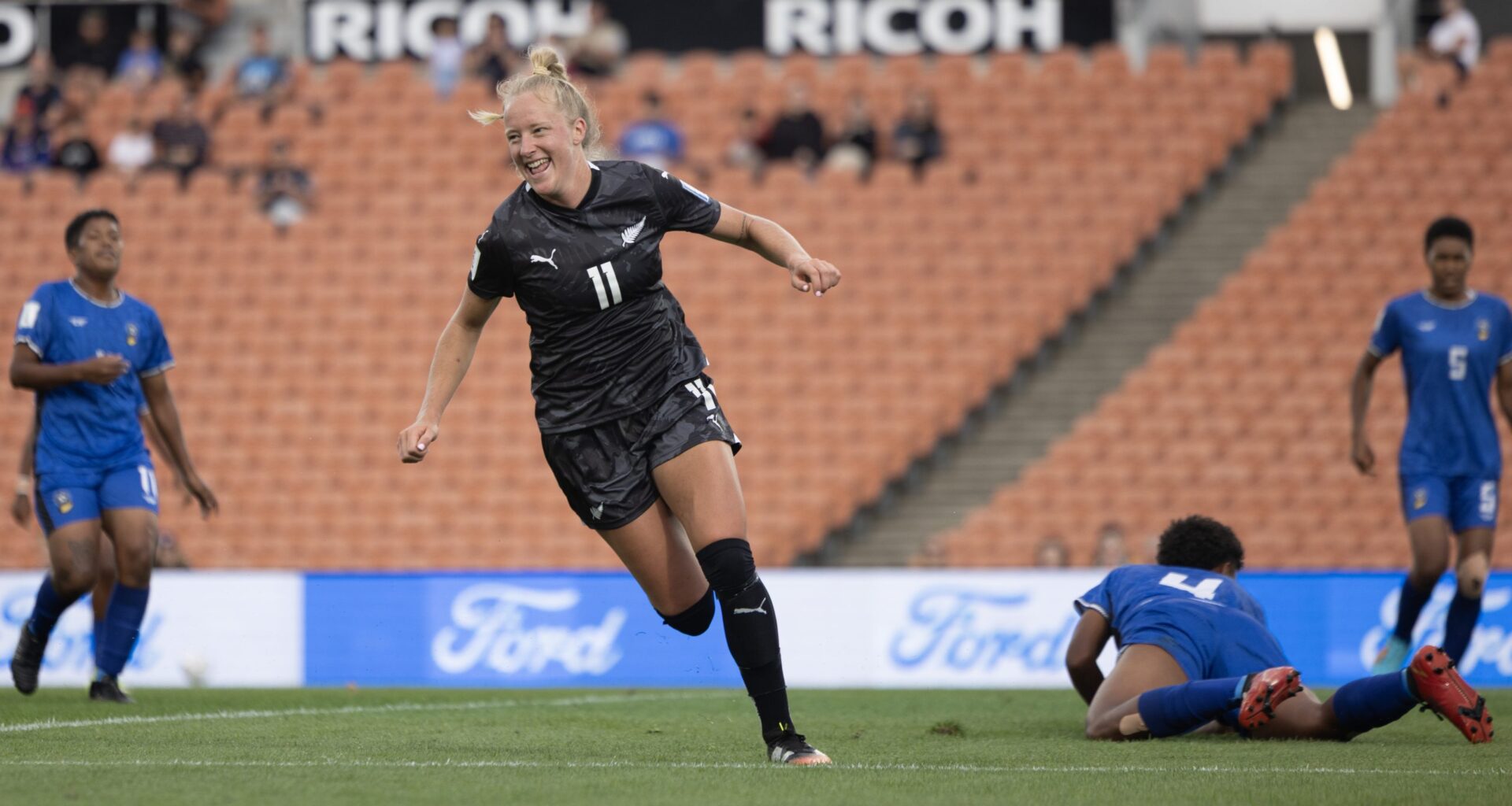 Dominant New Zealand see off Fiji to confirm final place