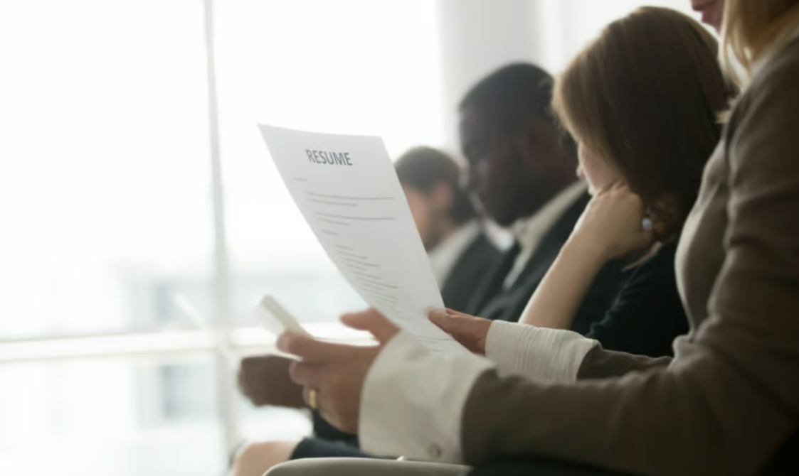 ADP data shows 62,000 private jobs added