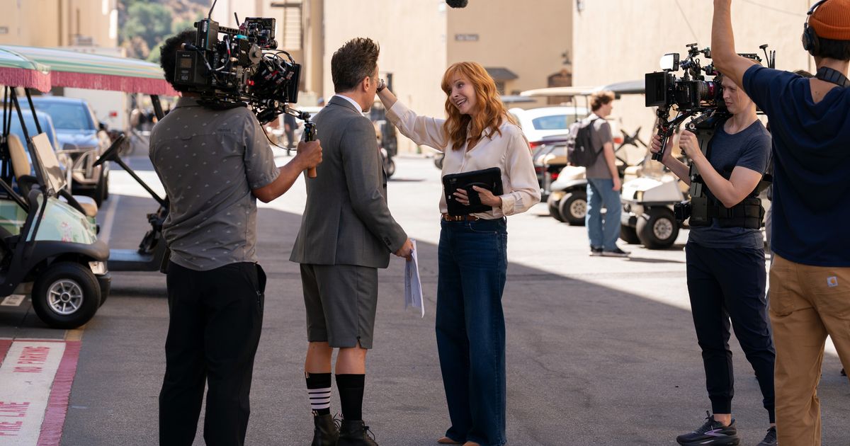 ‘The Comeback’ Recap: ‘Valerie Does It All’