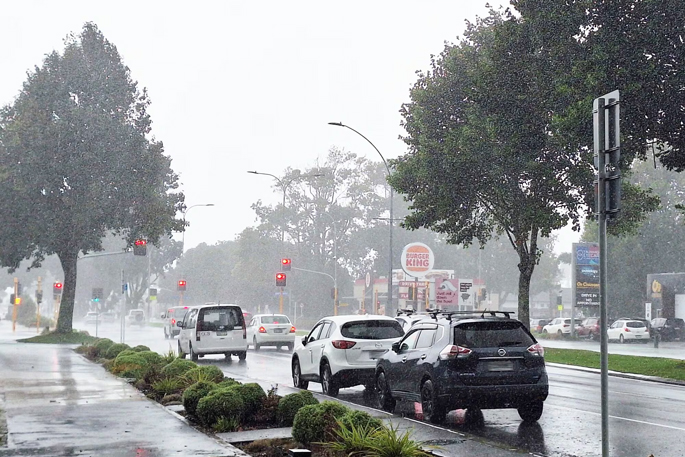 SunLive - Heavy rain watch issued for Bay of Plenty, Rotorua