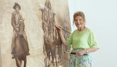 SunLive - Te Puke stagecoach photo tuned into painting