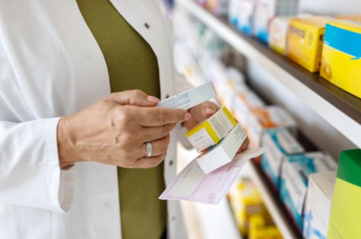 UK faces shortage of 4 common medicines 'in days' - full list