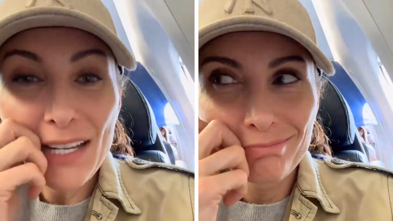 Broadway star Laura Benanti moans in video after going unrecognised on flight