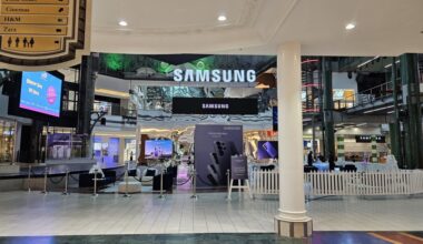 Step Into the Future at the Galaxy S26 Hangouts Cube at Canal Walk – Samsung Newsroom South Africa