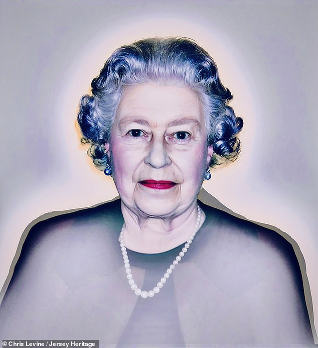 The late Queen was photographed by Chris Levine in the Yellow Drawing Room at Buckingham Palace in 2004