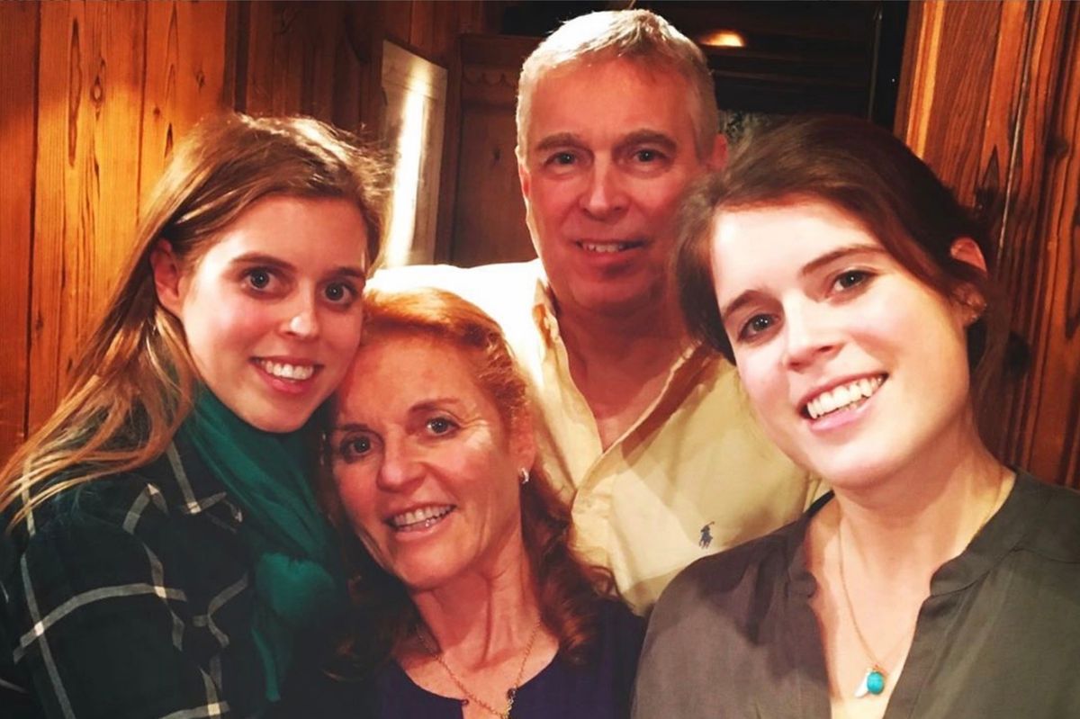 Sarah Ferguson with Prince Andrew, Beatrice and Eugenie