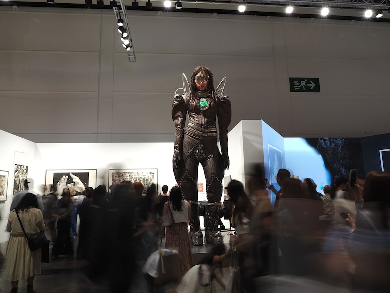 Tim Yip, Lili (2009) at Asprey Studio