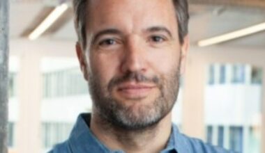 I grew up in a family of entrepreneurs. Here’s what I had to unlearn to build a $1 billion business