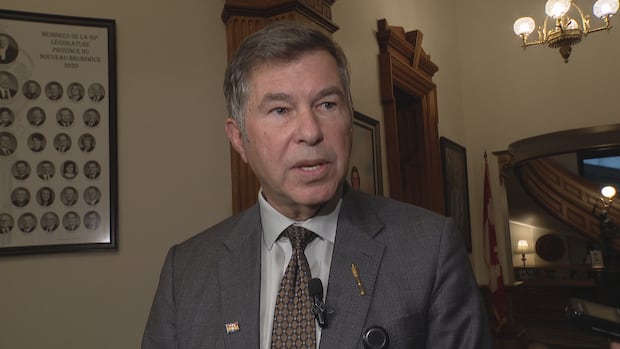 Province signs contract with new virtual health-care provider after missed deadline