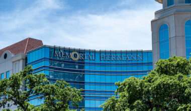 Thousands in Houston lose Memorial Hermann coverage amid dispute