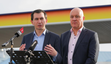 New Zealand government, media discourage vaccination amid COVID wave