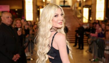 Tori Spelling and children involved in car crash