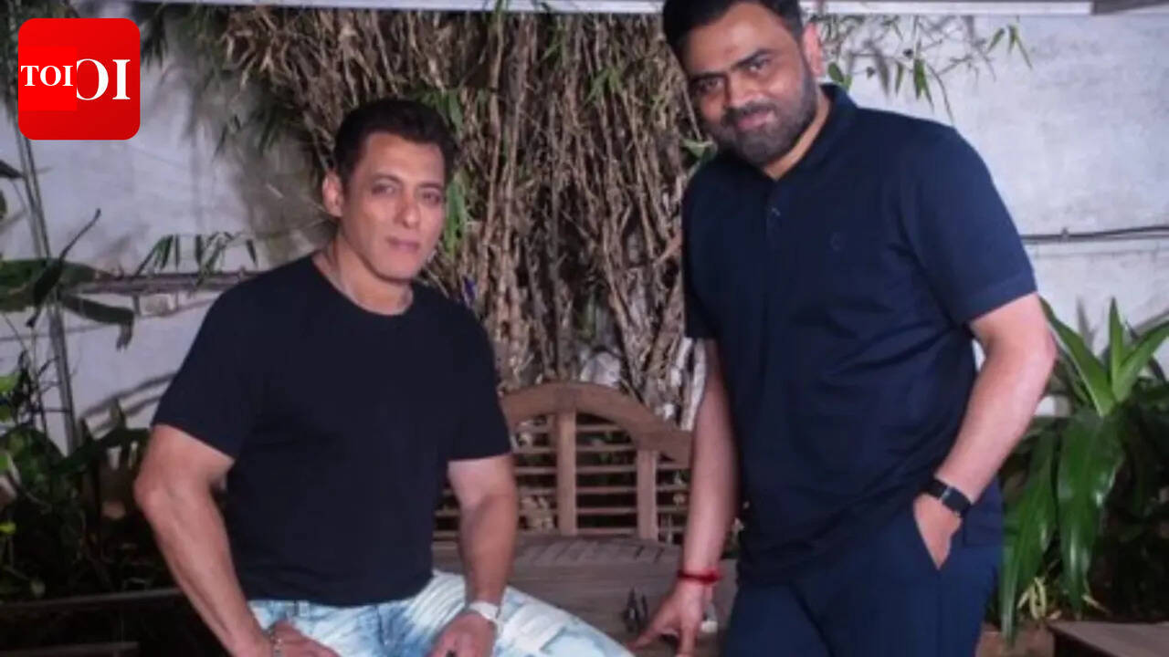 Salman Khan to commence director Vamshi Paidipally's shoot April 18, amid buzz about 'Maatrubhumi' delay﻿﻿﻿﻿﻿ |
