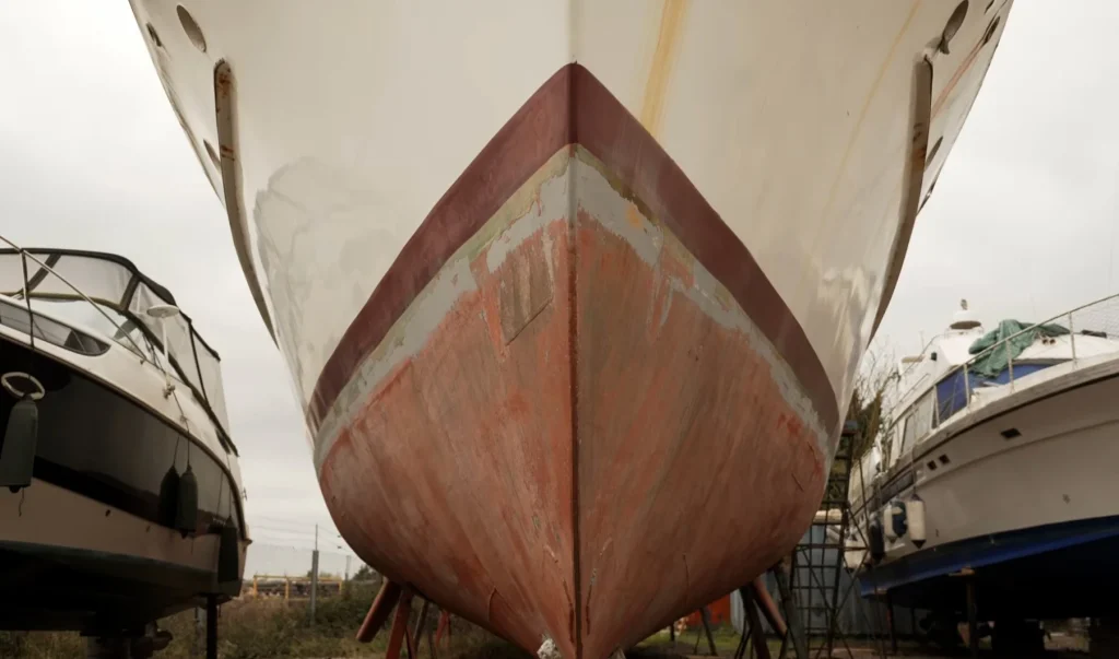This guy is trying to restore an abandoned yacht that was once used by Frank Sinatra, but that's going to be a very high mountain to climb
