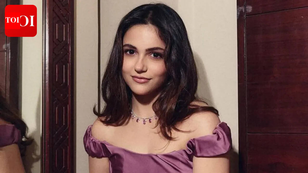 Aneet Padda: ‘Saiyaara’ star Aneet Padda set to take on double role in upcoming movie ‘Shakti Shalini’ - Reports | Hindi Movie News