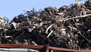 Japan to tighten restrictions on metal, plastic waste exports