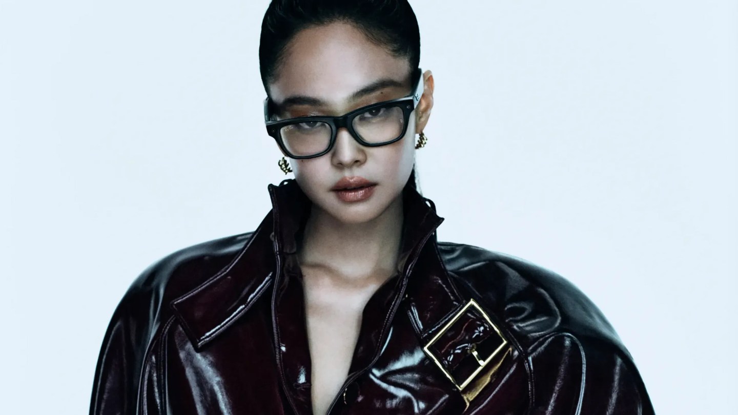 Jennie Joins Ray-Ban as Global Ambassador