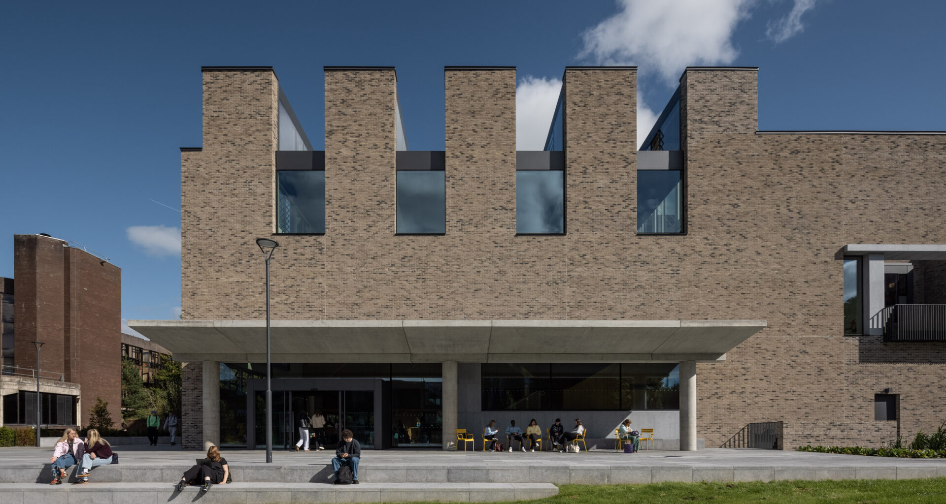 University of Limerick Student Center / Carr Cotter & Naessens