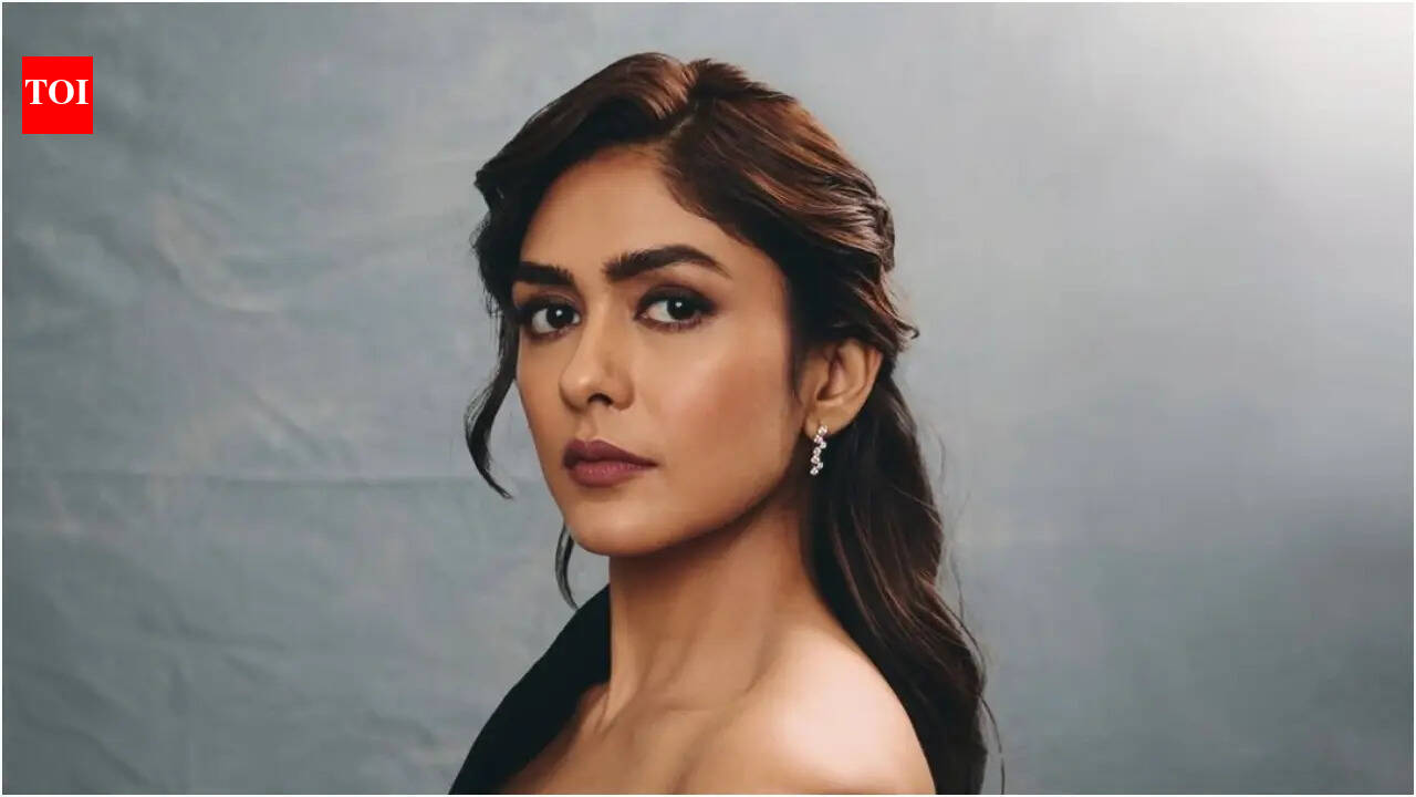 Nag Ashwin likens 'Dacoit' actress Mrunal Thakur to Madhubala, urges her to pick better projects: 'Don't do random stuff' | Hindi Movie News