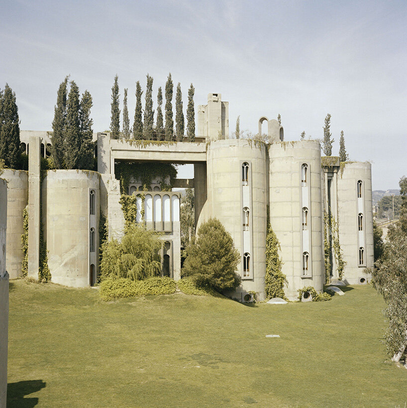 inside bofill taller de arquitectura's color-coded labyrinths and constructed dreamscapes - 3