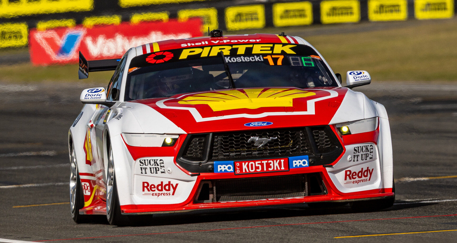 Brodie Kostecki clinches Christchurch Race 2 pole as Aaron Cameron stars