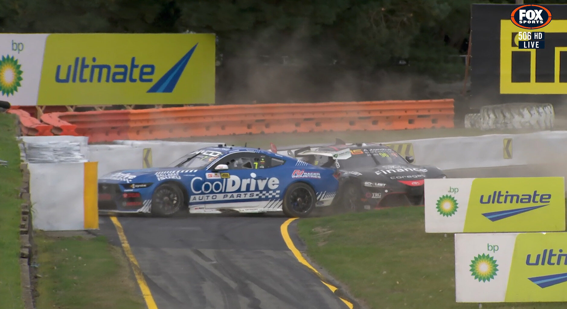 Supercars driver recounts ‘chaotic’ Christchurch pit entry near miss