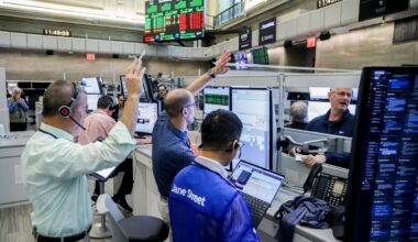 Credit Investors Shift to Riskier Bonds as Middle East Truce Boosts Optimism