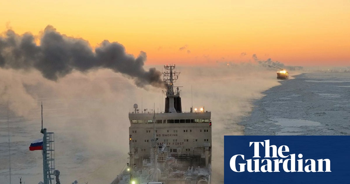 Fuel eating microbes, chemicals and fire: the race to discover new ways to contain Arctic oil spills | Arctic