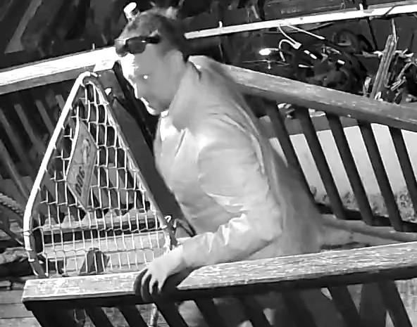 Man snapped leaving 'suspicious item' at Oamaru property