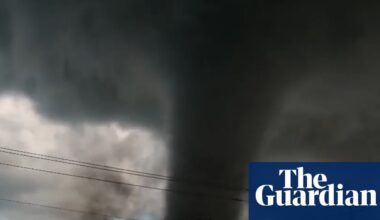 Massive tornado tears through homes in Oklahoma, injuring at least 10 | Oklahoma