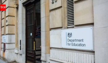 Uk School Mobile Phone Bans: UK introduces new school rules, bans mobile phones in England classrooms | World News