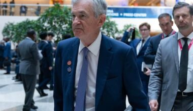 Probe of US Fed Reserve chair dropped, clears way for successor
