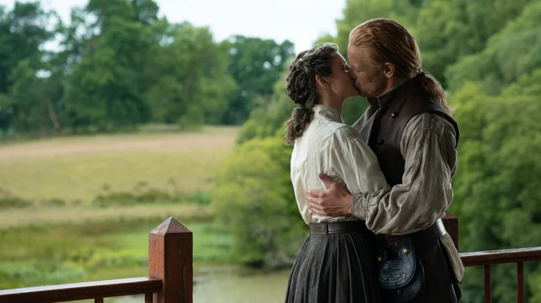 outlander-season-8-claire-jamie