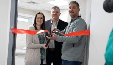 Niverville's town-owned medical clinic, bought for $1 in 2020, expands