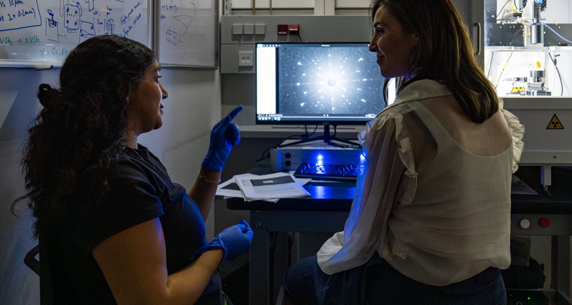 Physicists dissect the mind-boggling properties of a strange quantum material