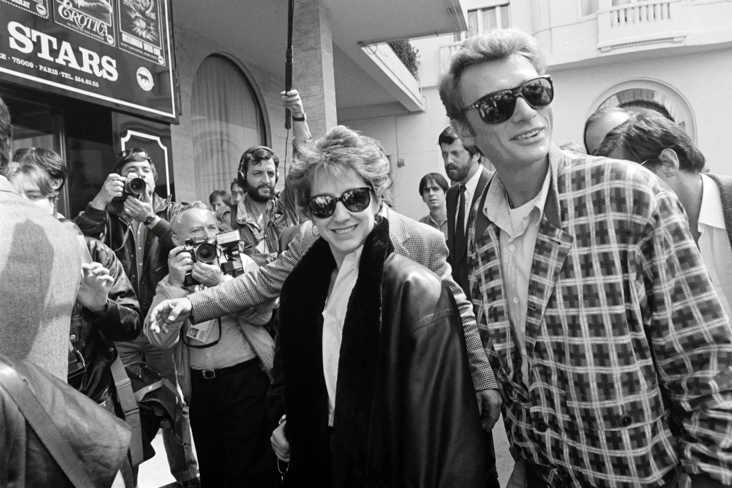 French actress Nathalie Baye and singer Johnny Hallyday arrive at the Majestic Hotel.