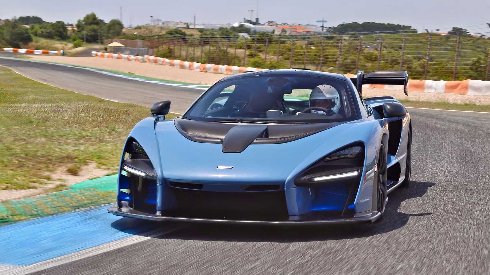 2020 McLaren Senna Front 3/4