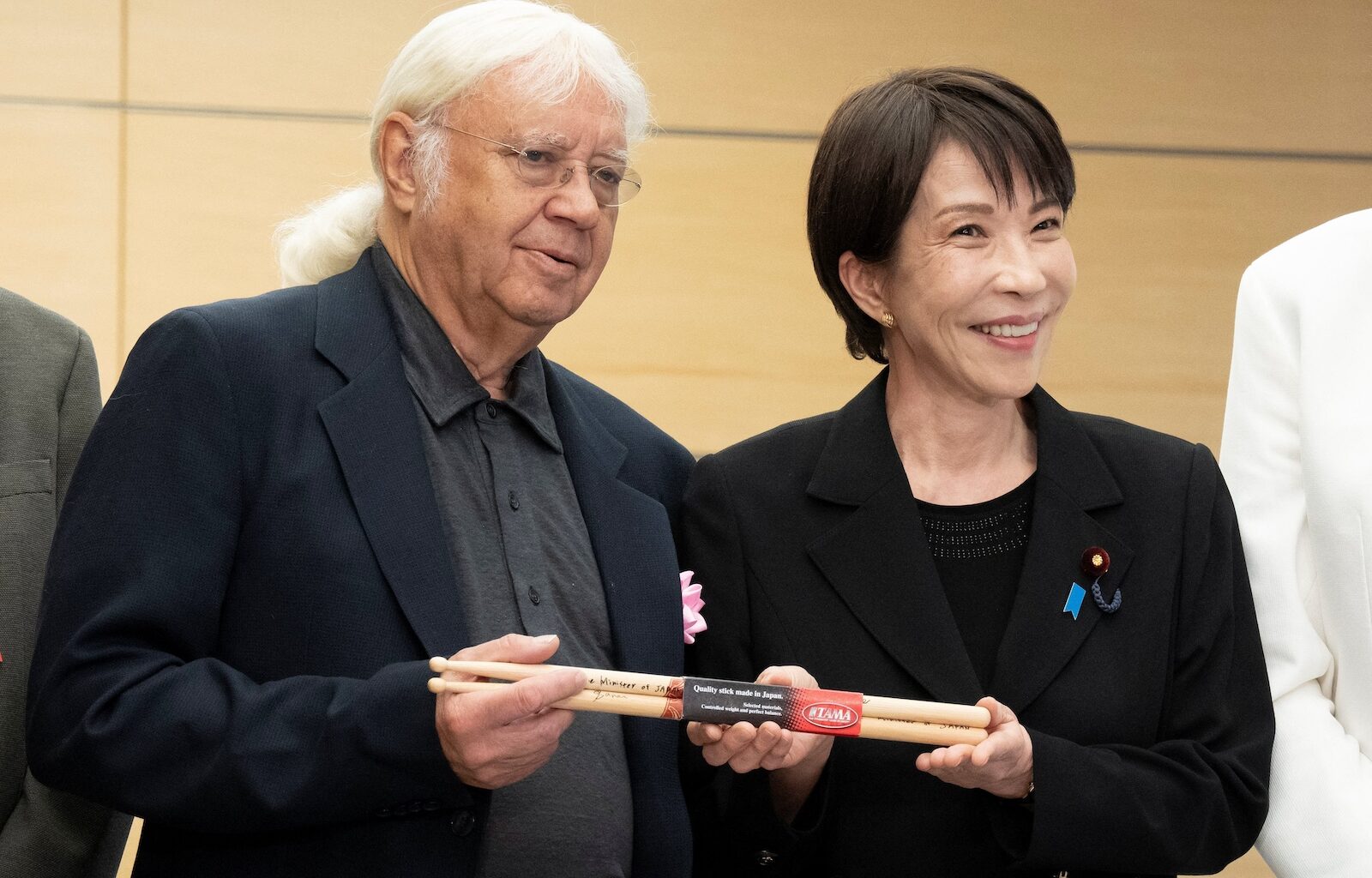 2026-04-10t065726z_1_lynxmpem390c5_rtroptp_4_japan-politics-takaichi-deep-purple.jpeg