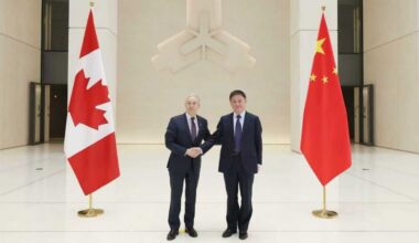 Pan Gongsheng (right), governor of the People’s Bank of China, meets with Francois-Philippe Champagne, Canada’s minister of finance, on April 3, 2026. Photo: People’s Bank of China